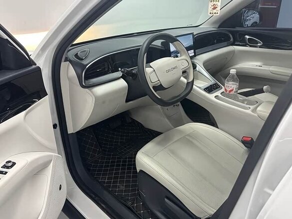 2025 Geely EX2, белый, 1691033 рублей - вид 6