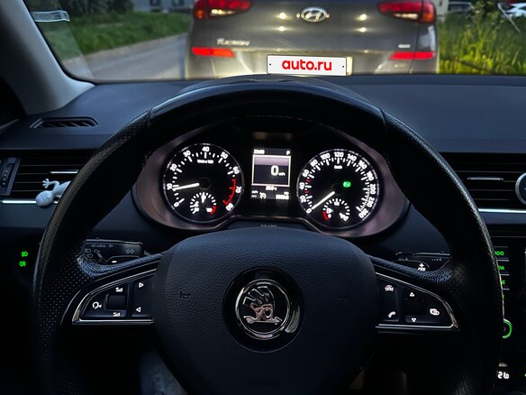 2016 Skoda Octavia III (A7), синий, 1300000 рублей - вид 16