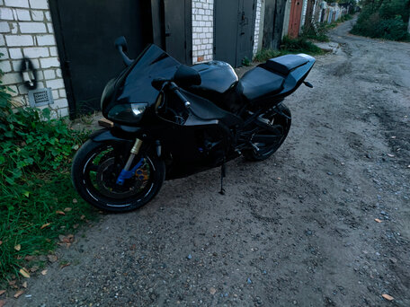 1999 Yamaha YZF-R1, чёрный, 180000 рублей, вид 1