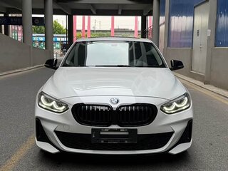 2022 BMW 1 серии 120i III (F52) Рестайлинг, белый, 1636000 рублей, вид 2