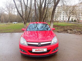 2009 Opel Astra GTC H Рестайлинг, красный, 370000 рублей, вид 2