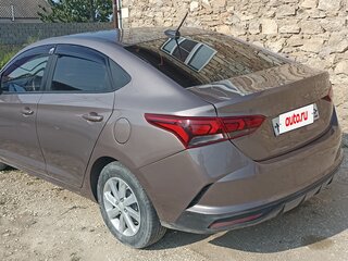 2020 Hyundai Solaris II, коричневый, 990000 рублей, вид 3