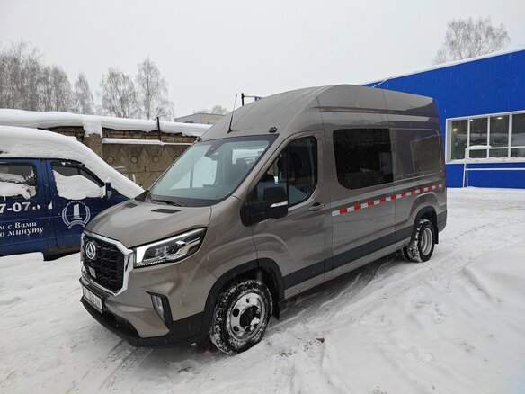 2024 Maxus V90, серый, 7500000 рублей - вид 1