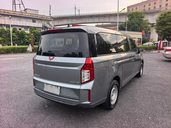 2022 Wuling Journey, серый, 1099000 рублей - вид 5