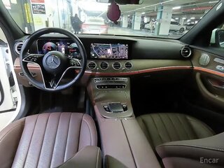 2022 Mercedes-Benz E-Класс 300 e V (W213, S213, C238) Рестайлинг, белый, 4800000 рублей, вид 5