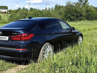 2015 BMW 5 серии Gran Turismo 530d xDrive VI (F10/F11/F07) Рестайлинг, синий, 2750000 рублей, вид 3