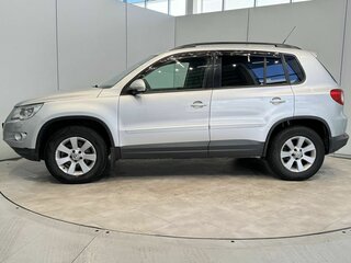 2010 Volkswagen Tiguan I, серебристый, 1060000 рублей, вид 2