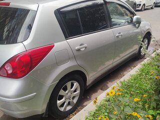2008 Nissan Tiida I, серебристый, 600000 рублей, вид 2