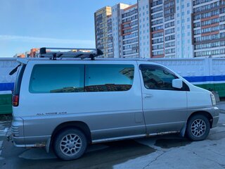 2000 Nissan Elgrand I (E50), белый, 500000 рублей, вид 4