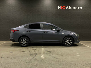 2021 Hyundai Solaris II Рестайлинг, серый, 1340000 рублей, вид 4