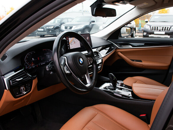 2021 BMW 5 серии 520d VII (G30/G31/G38) Рестайлинг, чёрный, 4277000 рублей - вид 8