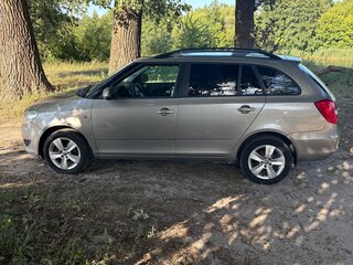 2012 Skoda Fabia II Рестайлинг, бежевый, 485000 рублей, вид 3