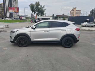 2017 Hyundai Tucson III, серый, 1800000 рублей, вид 3