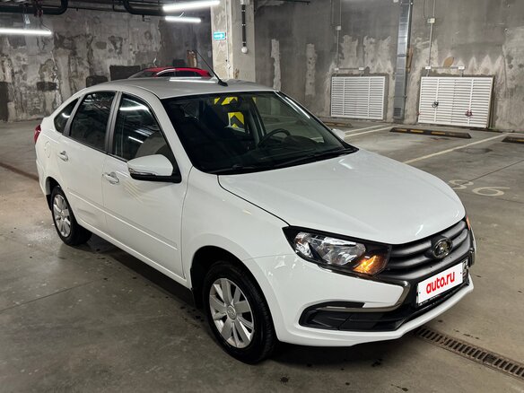 2024 Lada (ВАЗ) Granta I Рестайлинг, белый, 719000 рублей - вид 2
