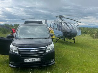 2014 Toyota Noah III (R80), чёрный, 1375000 рублей, вид 2