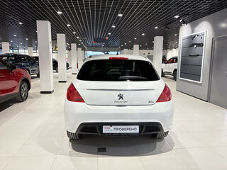 2011 Peugeot 308 I Рестайлинг, белый, 498000 рублей, вид 2