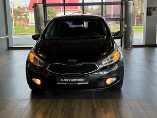 2014 Kia Ceed II, серый, 895000 рублей, вид 2