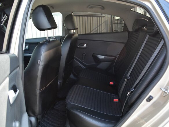 2013 Kia Rio III, бежевый, 619999 рублей - вид 12