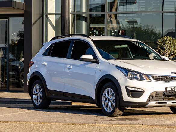 2018 Kia Rio X-Line IV, белый, 1495000 рублей - вид 6