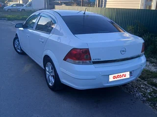 2012 Opel Astra H Рестайлинг, белый, 340000 рублей, вид 1