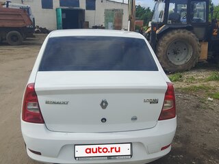 2015 Renault Logan I Рестайлинг, белый, 205000 рублей, вид 4