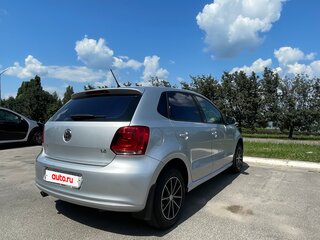 2010 Volkswagen Polo V, серебристый, 650000 рублей, вид 5