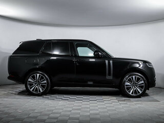 2024 Land Rover Range Rover P530 MHEV V, чёрный, 18811187 рублей, вид 4