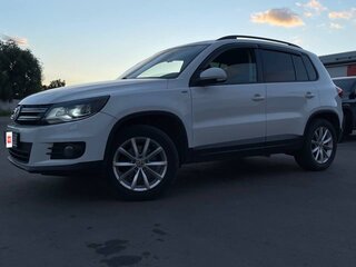 2015 Volkswagen Tiguan I Рестайлинг, белый, 1200000 рублей, вид 1