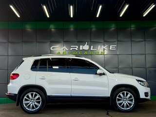 2012 Volkswagen Tiguan I Рестайлинг, белый, 1699000 рублей, вид 4
