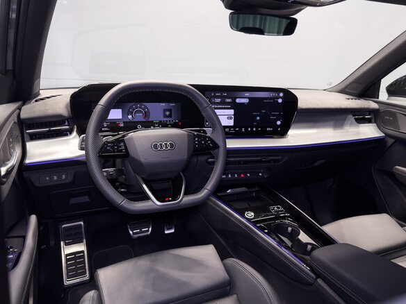 2026 Audi Q3 Sportback TFSI III (FJ), голубой - вид 12