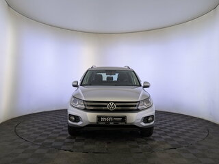 2012 Volkswagen Tiguan I Рестайлинг, серебристый, 1390000 рублей, вид 2