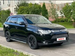 2014 Mitsubishi Outlander III Рестайлинг, чёрный, 1100000 рублей, вид 3