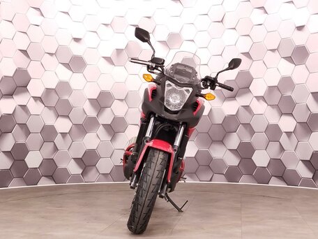 2013 Honda NC 700X, красный, 677000 рублей, вид 5