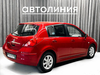 2011 Nissan Tiida I Рестайлинг, красный, 689000 рублей, вид 3