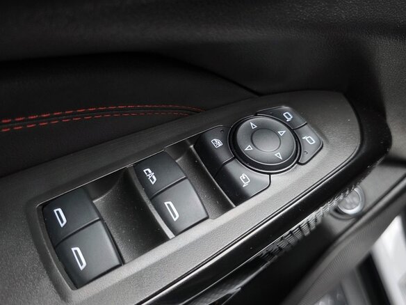 2023 Chevrolet Trax II, белый, 1690001 рублей - вид 7