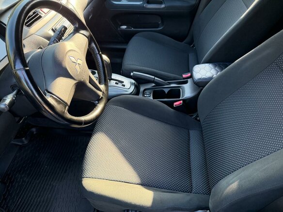 2007 Mitsubishi Lancer IX Рестайлинг, серебристый, 690000 рублей - вид 12