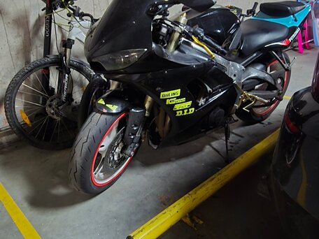 2005 Yamaha YZF-R6, чёрный, 350000 рублей, вид 1
