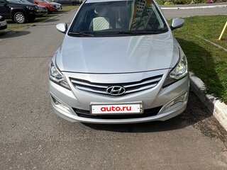 2014 Hyundai Solaris I Рестайлинг, серебристый, 800000 рублей, вид 1