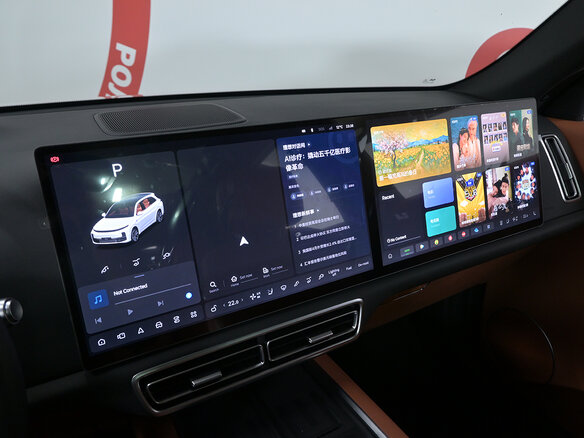 2025 Li Auto (Lixiang) L7 52.3 kWh I Рестайлинг, белый, 8100000 рублей - вид 17