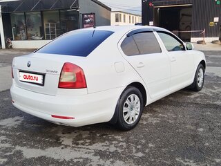 2012 Skoda Octavia II (A5) Рестайлинг, белый, 600000 рублей, вид 5