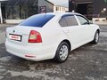 2012 Skoda Octavia II (A5) Рестайлинг, белый, 600000 рублей - вид 4