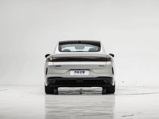 2026 Changan Qiyuan A06 28.39 kWh, серебристый, 2880000 рублей, вид 5