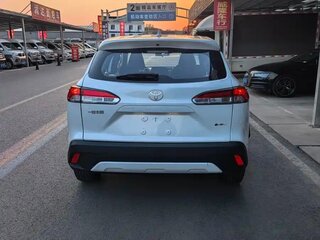 2026 Toyota Corolla Cross I Рестайлинг, белый, 3115190 рублей, вид 4