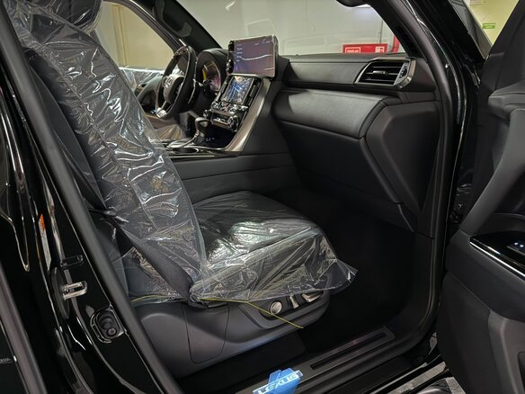 2026 Lexus LX 600 IV, чёрный, 20300000 рублей - вид 14