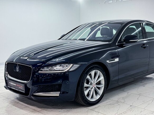 2020 Jaguar XF II, синий, 2560000 рублей - вид 5