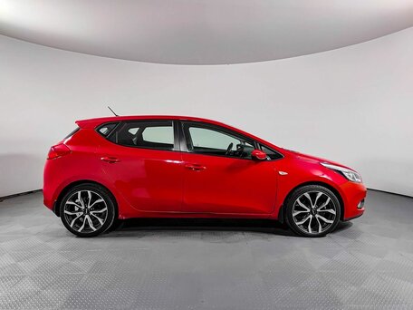 2014 Kia Ceed II, красный, 870000 рублей, вид 4