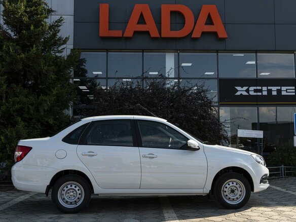 2026 Lada (ВАЗ) Granta I Рестайлинг, белый, 1068000 рублей - вид 7