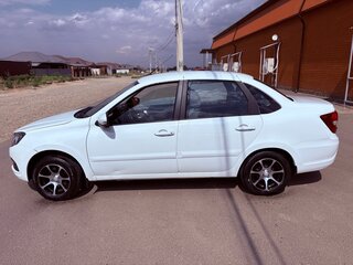 2019 Lada (ВАЗ) Granta I Рестайлинг, белый, 460000 рублей, вид 4
