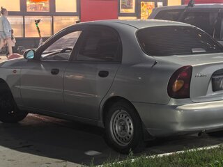 2008 Chevrolet Lanos I, серебристый, 195000 рублей, вид 3