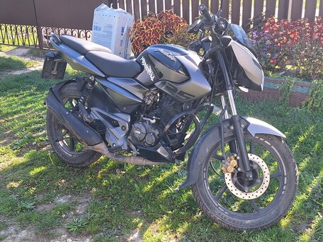 2021 Bajaj Pulsar NS 125, чёрный, 117000 рублей, вид 1
